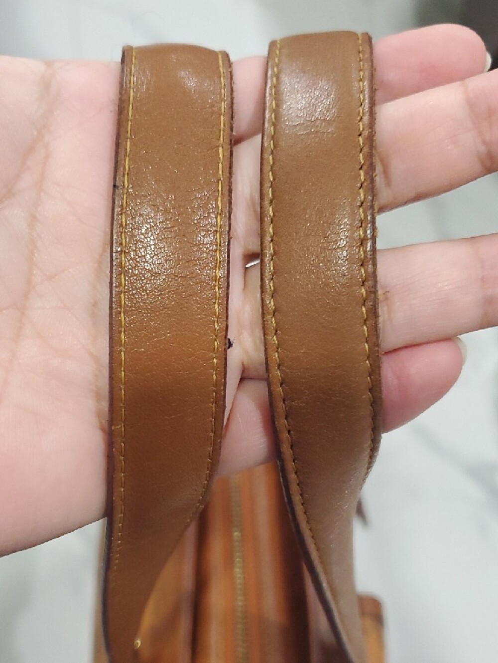 Vintage MCM Milla Cognac Visetos Leather Dual-Pocket Tite Bag🤎 - Picture 9 of 16